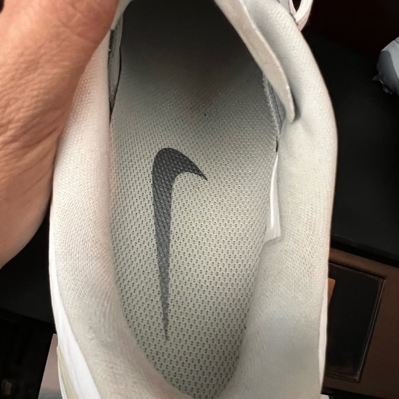 Nike Vapor React Metallic White Golf Shoes/Cleats - Picture 8 of 9